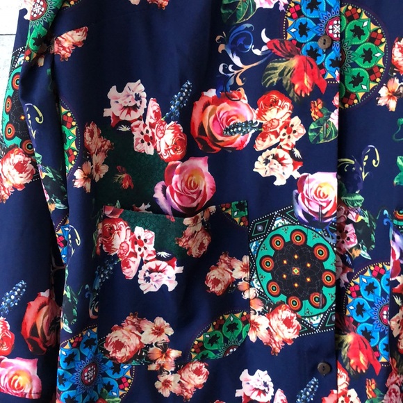 Cheery floral mandala long blouse - Picture 4 of 6